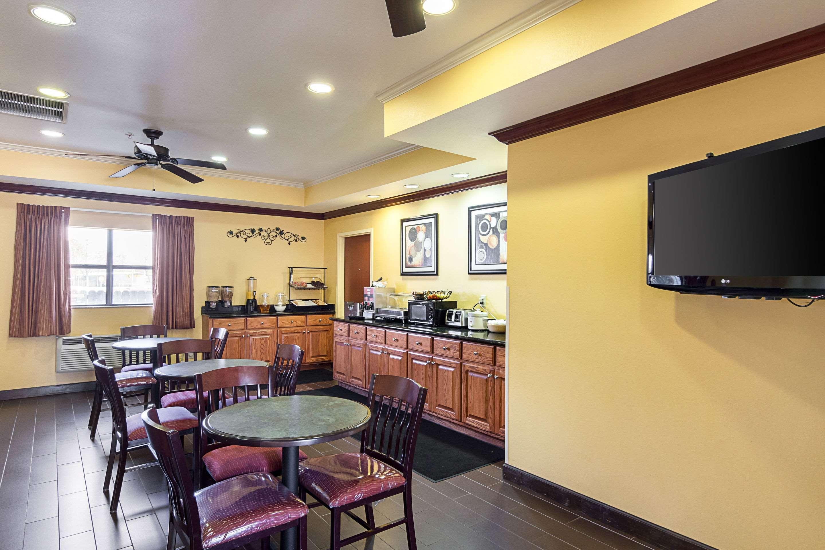 Econo Lodge Inn & Suites Little Rock Sw Luaran gambar