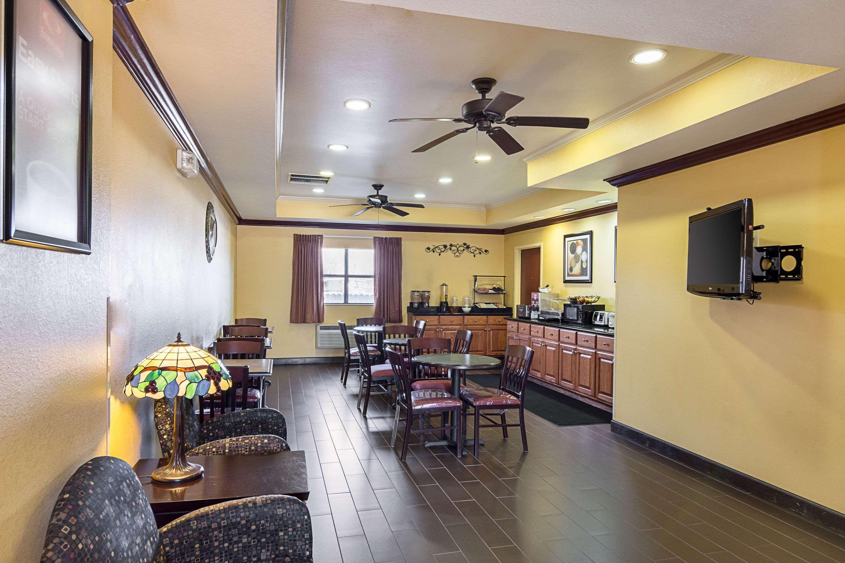 Econo Lodge Inn & Suites Little Rock Sw Luaran gambar